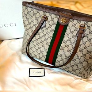 Gucci Ophidia GG Medium Tote
